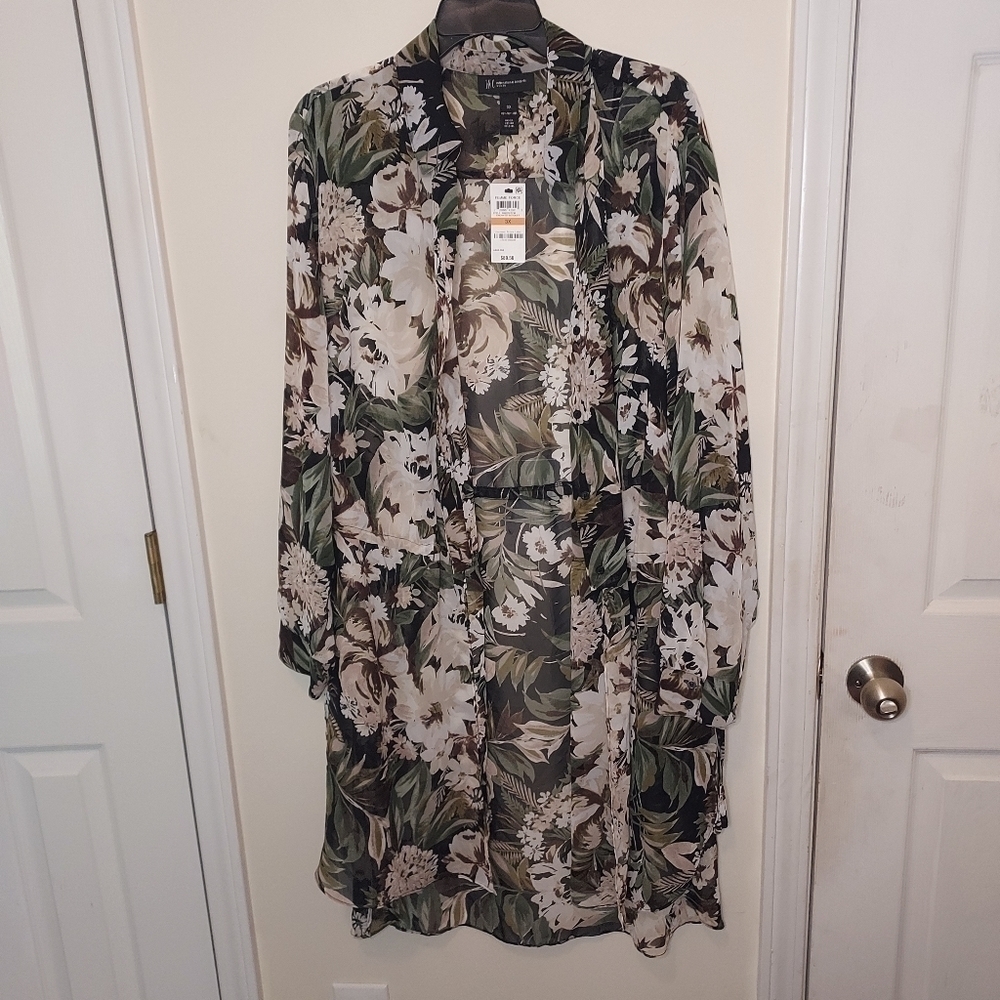 I.n.c sheer button down kimono/ top